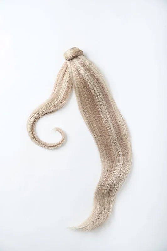 #18/613 Ash Blonde Highlights Ponytail Extensions